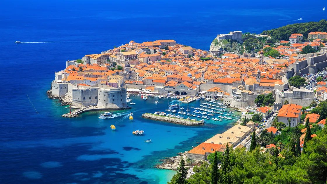 Read more about the article Top Things to Do in Dubrovnik: Must-See Attractions and Activities